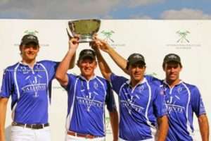 Valiente se quedo con la USPA Butler Handicap y sigue invencible
