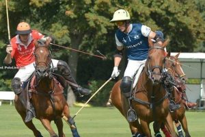 Red Falcon cortó la racha de Adelante en el Tournoi d’Autumne