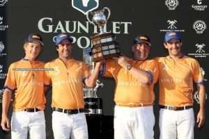 Las Monjitas festejó en la CV Whitney Cup