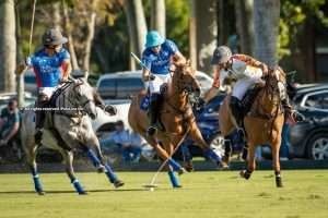 Puso primera la USPA Outback Invitational Cup