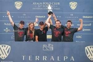 Jolly Roger obtuvo la Copa de Plata Terralpa de Mediano Hándicap