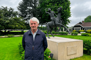 «Es muy lindo tener una cancha de polo tan cerca de París»